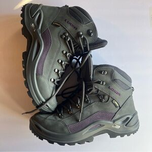 Lowa Charcoal and Plum Outdoor hiking Boots 8 / EU 39.5 / UK 6 Like New